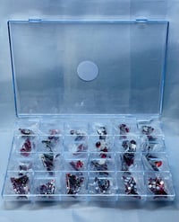 Caja de piedreria roja