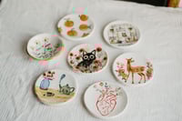 Image 3 of PLATITO/JOYERO ILUSTRADO DECORATIVO, hecho a mano.