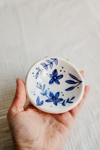 Image 15 of PLATITO/JOYERO ILUSTRADO DECORATIVO, hecho a mano.
