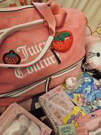 Image 3 of Juicy Couture Sweet N Juicy Weekender Meets Hello Kitty Bundle 