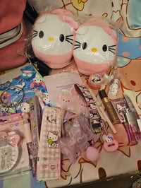 Image 6 of Juicy Couture Sweet N Juicy Weekender Meets Hello Kitty Bundle 