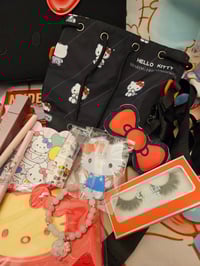 Image 4 of Hello Kitty Black Handbag Bundle 