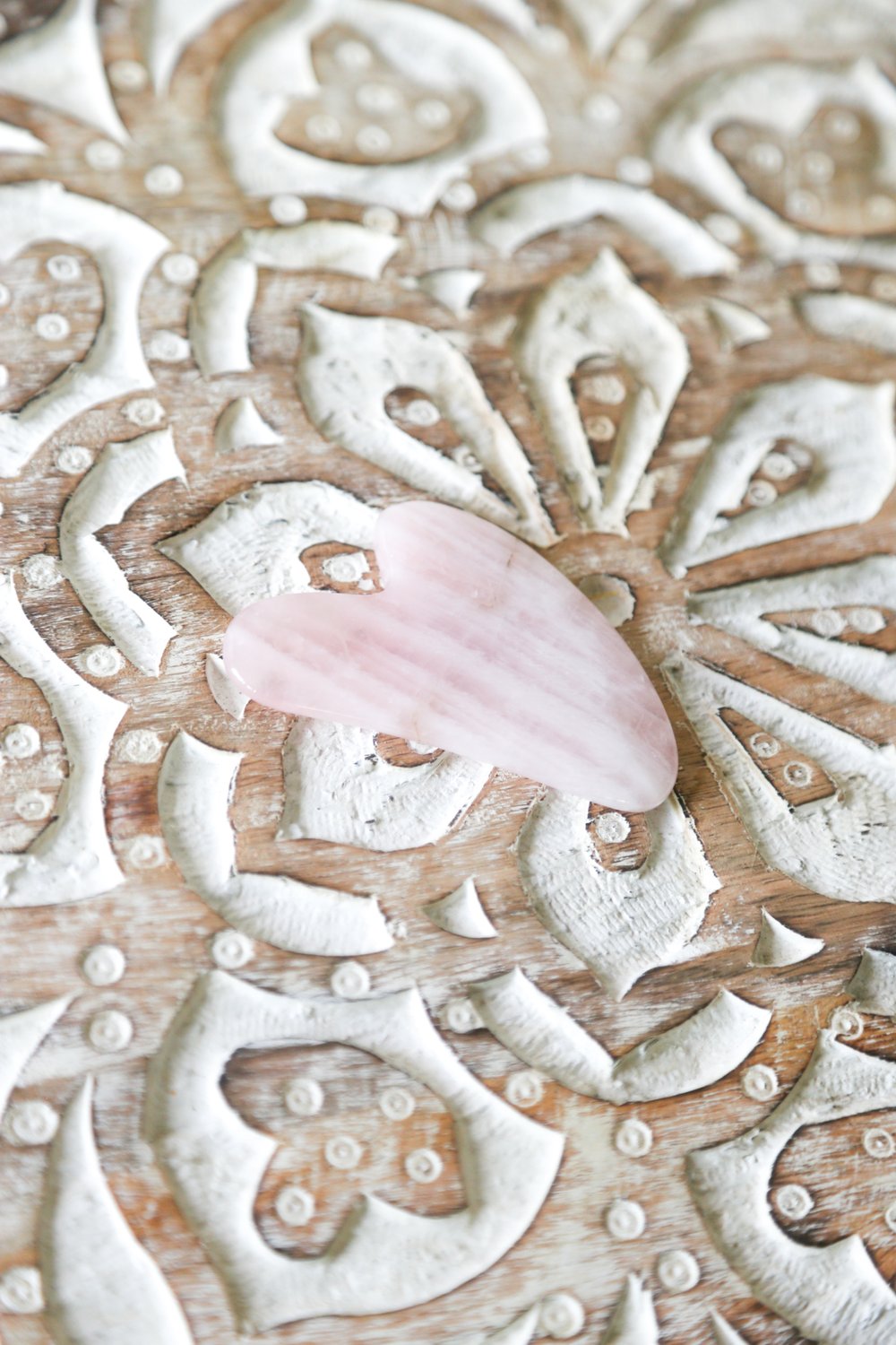 Image of Gua Sha (rose quartz)