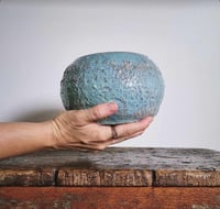 Image 2 of Moon Vase in CRYSTALLINE 