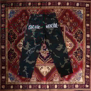 CAMO BAGGY PANTS