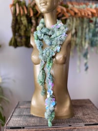Image 2 of Yarn no.57