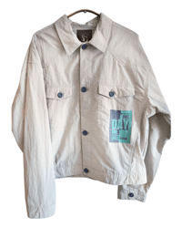Image 2 of SOBRE CAMISA GRIS