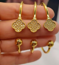 1 PC Classic Four-Leaf Clovers Bangle