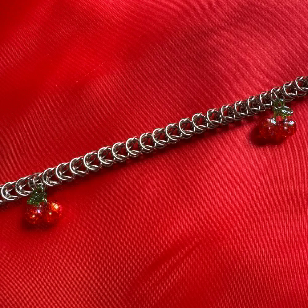 Image of cherry bag chain 