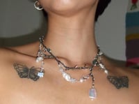 Image 4 of World the weight of 5ive Pearls