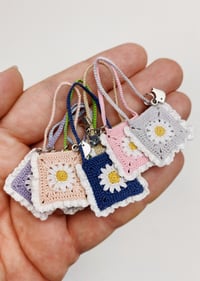 Image 2 of Flower Purse with Ruffle