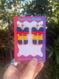 Victory bow earrings 