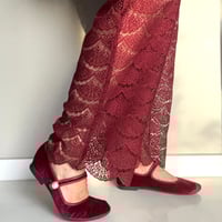Image 4 of The Lace styles 