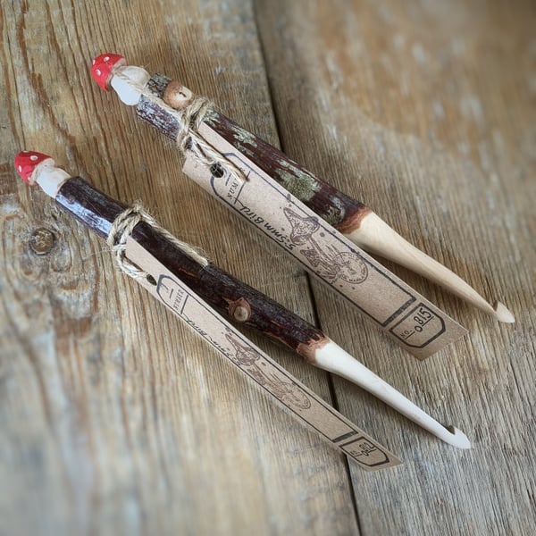 Image of 5.5mm hand carved crochet hooks