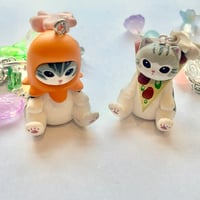 Image 1 of Mofusand Foodie Keychains