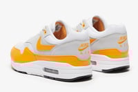 Image 2 of Nike air max 1 jaune 