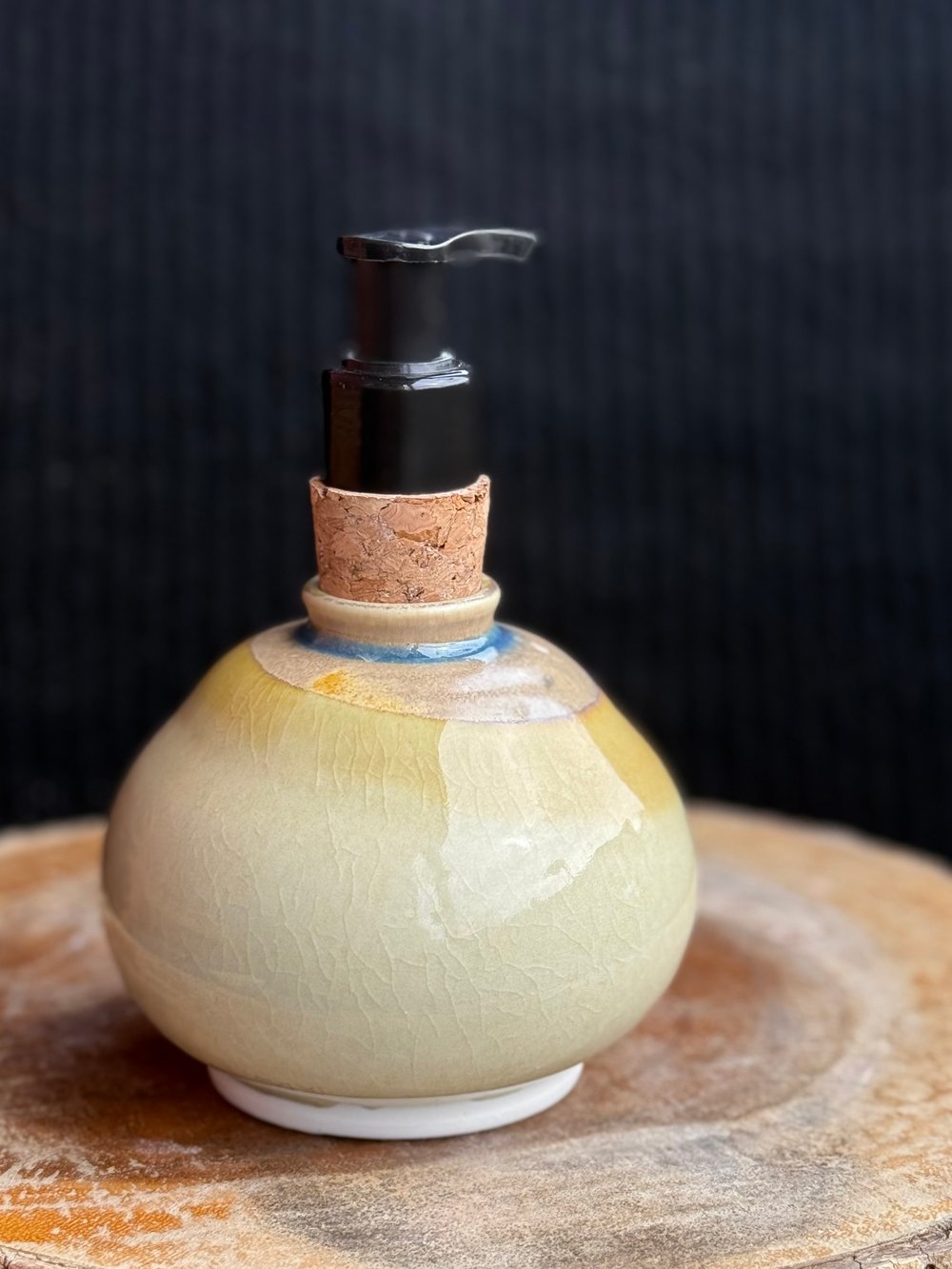 Image of SOAP BOTTLE / 007