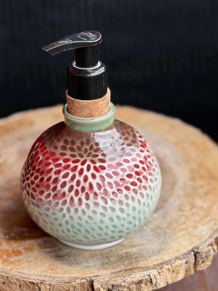 Image of SOAP BOTTLE / 009