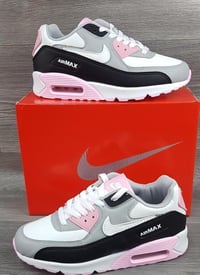Ladies and Junior Girls Trainer 
