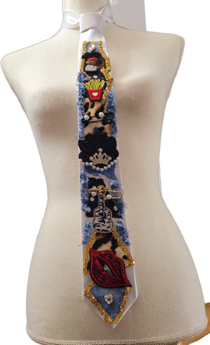 Image of The Neck Diva