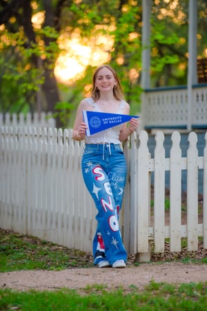 Image of 30-Minute Senior Mini-Session at Bracken Village