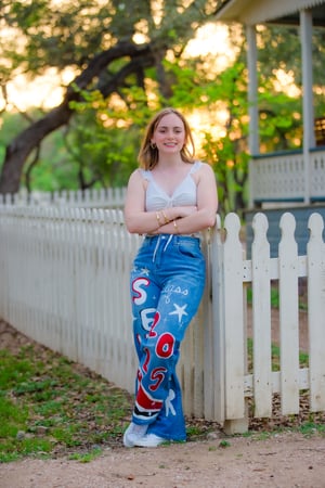 Image of 30-Minute Senior Mini-Session at Bracken Village