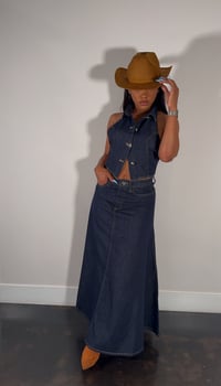 Image 3 of HAILEY 