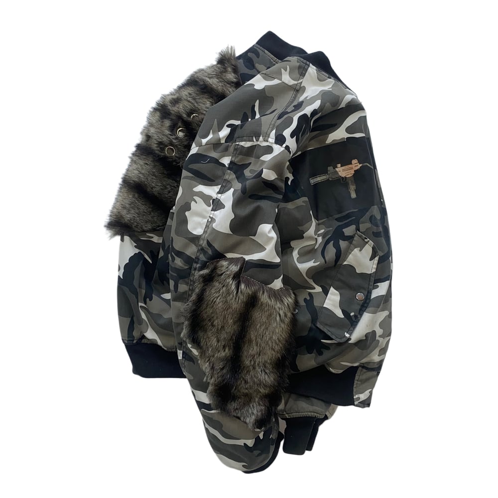UZI BOMBER 