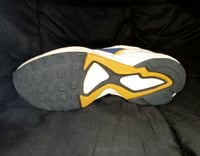 Image 3 of NIKE AIR WINDRUNNER SIZE 9.5US 43EUR