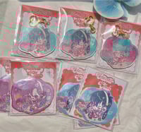 Image 3 of Alien Stage Charm