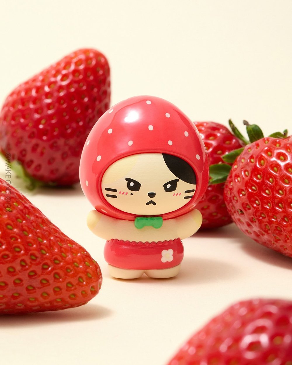 Image of ZEROBASEONE Zeroni Figurine Fruits Edition