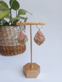 Image 1 of Spring Romance Teardrop Puffs 