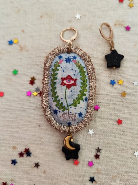 Image of Mono orecchino Protezione 🏵️👁️✨