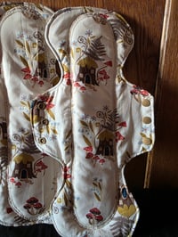 Image 3 of Organic Cotton Set of 3 Heavy Absorbency Pads in Mushroom & Fern