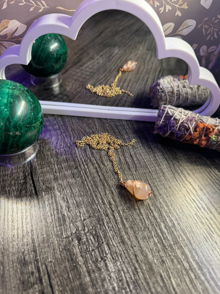 Image of Agate Pendulum