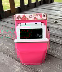Image 3 of Pink Hobart Heart Leather