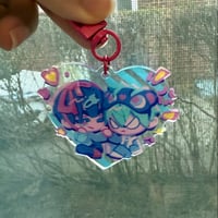 Image 4 of Alien Stage Heart Charms