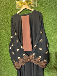 Image 5 of Abaya Brown tulips close