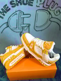 Image 2 of LV TRAINERS sneaker 