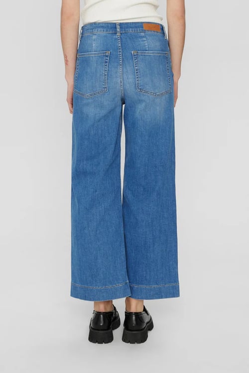 Image of 2-Nuparis Jeans Cropped Light Blue 