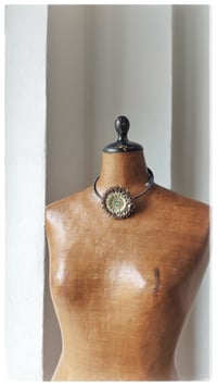 Image 6 of Anemone Basic Necklace - "Paglia"