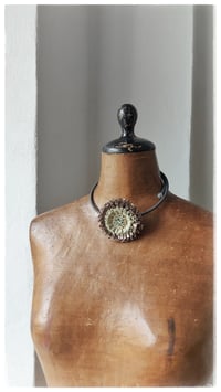 Image 7 of Anemone Basic Necklace - "Paglia"