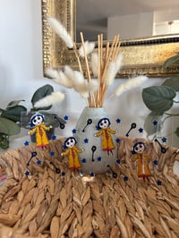 Coraline Cup Wrap