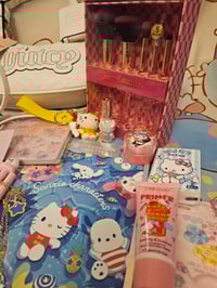 Image 3 of Juicy Couture String of Pearls Crossbody Meets Hello Kitty Bundle 