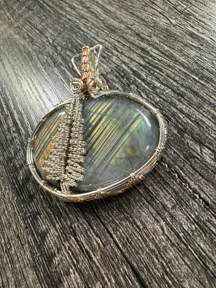 Image of Labradorite Pendant 