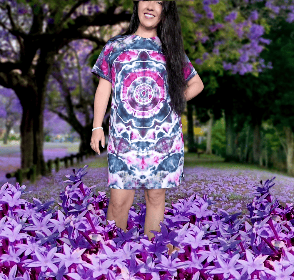 Image of Size L - Tshirt dress- Spring vibes