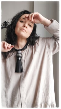 Image 4 of Collana artigianale in pelle KYOTO COLLIER - Assolo 50/2025 - "Yohji"