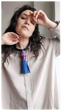 Image 5 of Collana artigianale in pelle KYOTO COLLIER - Assolo 49/2025 - "Hokkaido"