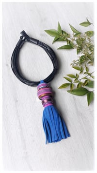 Image 3 of Collana artigianale in pelle KYOTO COLLIER - Assolo 49/2025 - "Hokkaido"