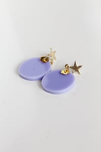 Image 1 of Lavender dangly acrylic round earrings with star-shaped post